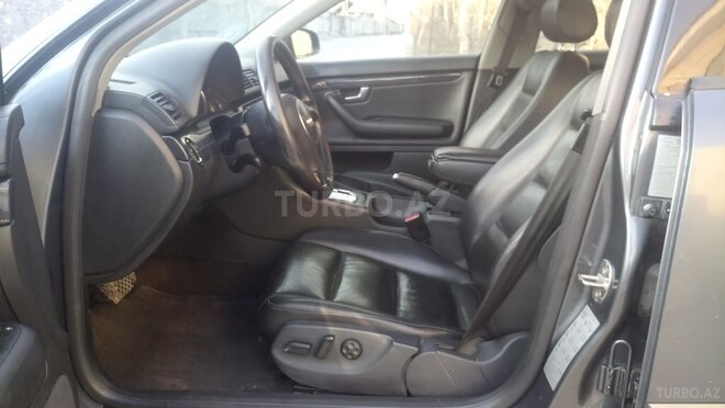 Audi A4 2003, 325,000 km - 1.8 l - Şəki