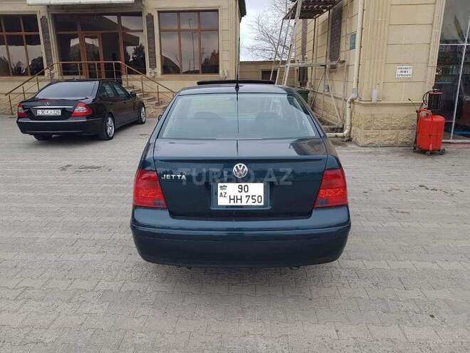 Volkswagen Jetta 2001, 218,600 km - 2.0 l - Şamaxı