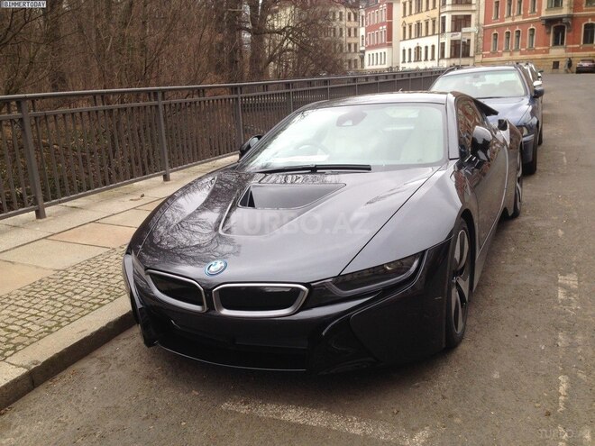 BMW i8 2018, 5,000 km - 9.5 l - Bakı