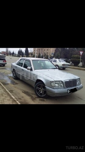 Mercedes E 200 1994, 477,000 km - 0.2 л - Masallı