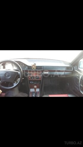 Mercedes E 200 1994, 477,000 km - 0.2 л - Masallı