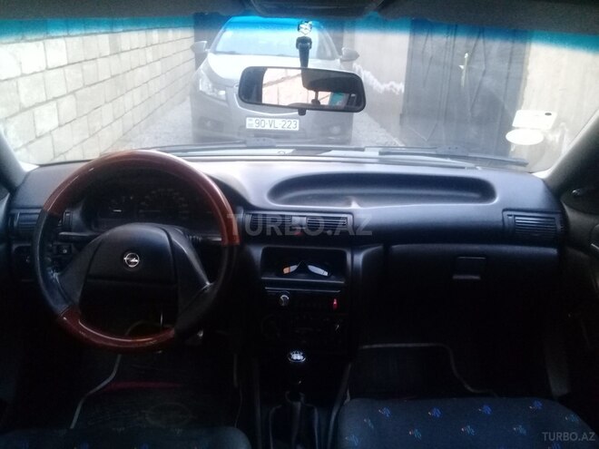 Opel Astra 1994, 321,400 km - 1.6 l - Bakı
