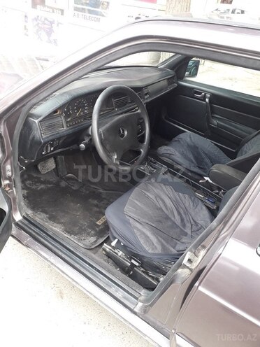 Mercedes 190 1992, 375,269 km - 1.8 l - Bakı