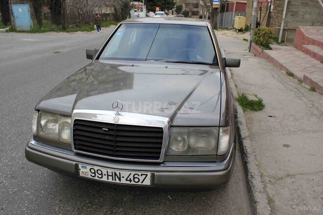 Mercedes E 250 1990, 312,000 km - 2.5 l - Bakı