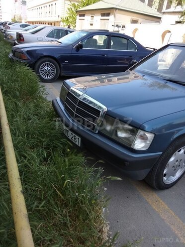 Mercedes 190 1990, 390,000 km - 2.0 l - Sumqayıt