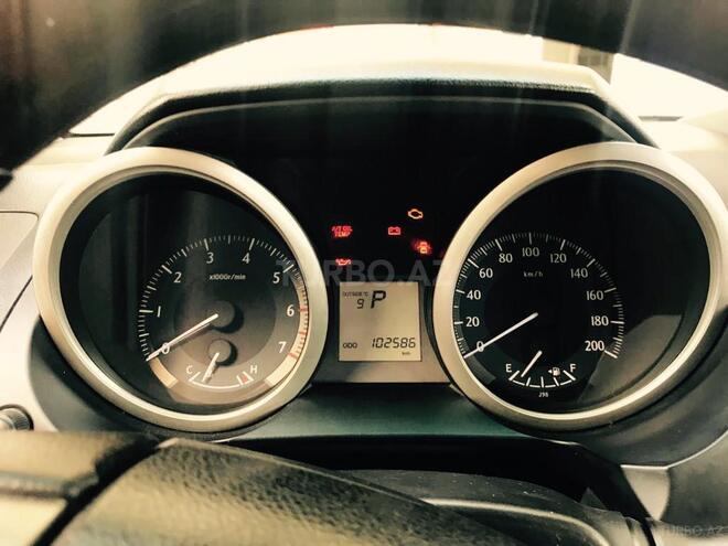 Toyota Prado 2010, 102,000 km - 2.7 л - Bakı