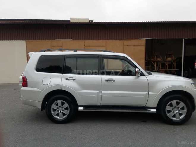 Mitsubishi Pajero 2007, 198,000 km - 3.0 л - Bakı