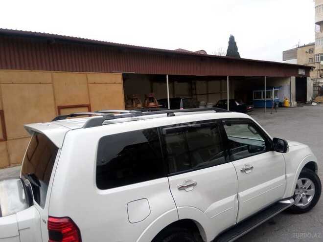 Mitsubishi Pajero 2007, 198,000 km - 3.0 л - Bakı
