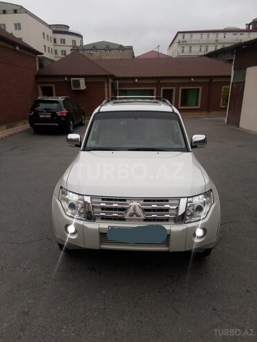 Mitsubishi Pajero 2007, 198,000 km - 3.0 л - Bakı
