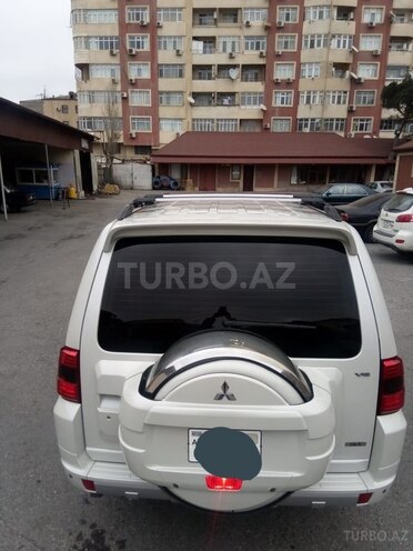 Mitsubishi Pajero 2007, 198,000 km - 3.0 л - Bakı