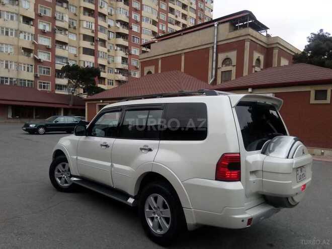 Mitsubishi Pajero 2007, 198,000 km - 3.0 л - Bakı