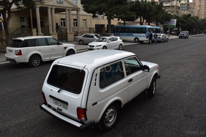 LADA (VAZ) Niva 1983, 102,000 km - 1.7 л - Bakı