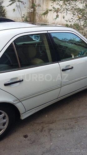 Mercedes C 230 1998, 480,000 km - 0.1 l - Qazax