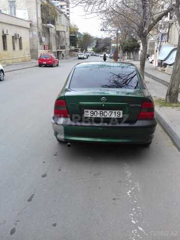 Opel Vectra 1995, 260,000 km - 2.0 l - Sumqayıt