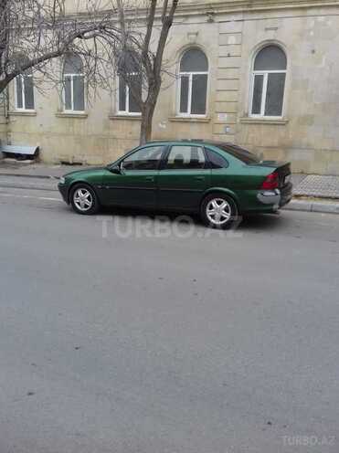 Opel Vectra 1995, 260,000 km - 2.0 l - Sumqayıt