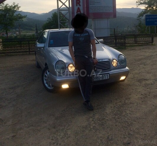 Mercedes E 240 1999, 350,123 km - 0.2 l - Bakı