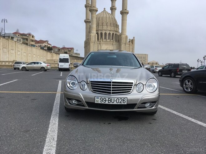 Mercedes E 270 2004, 305,000 km - 2.7 l - Bakı