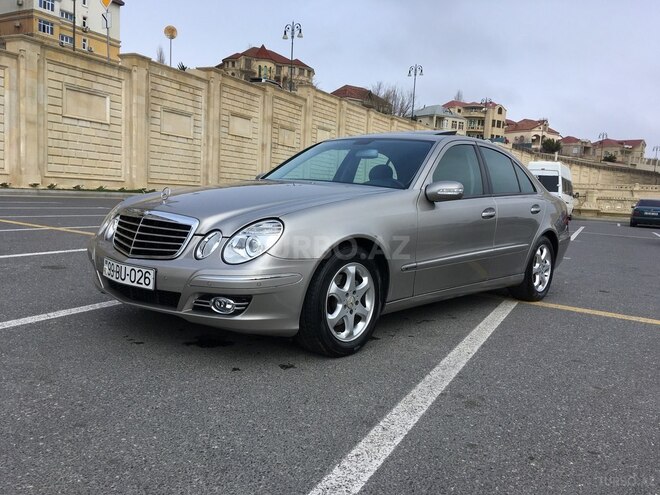 Mercedes E 270 2004, 305,000 km - 2.7 l - Bakı