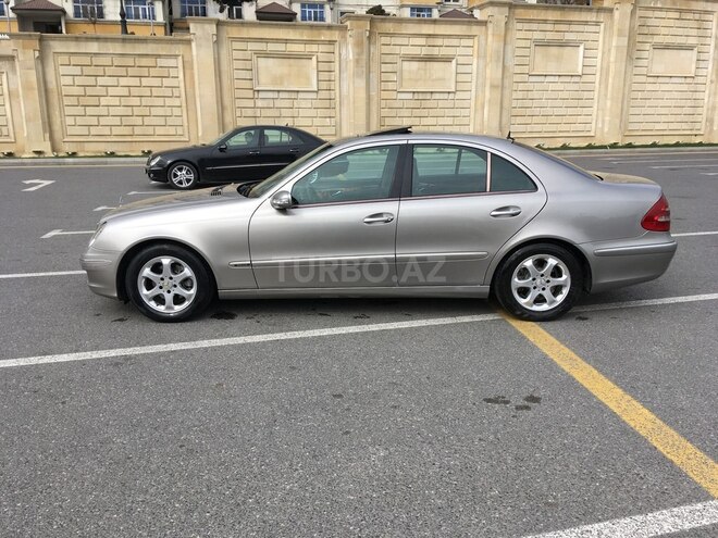 Mercedes E 270 2004, 305,000 km - 2.7 l - Bakı
