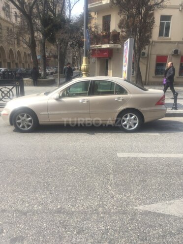 Mercedes C 240 2000, 430,152 km - 2.4 l - Bakı