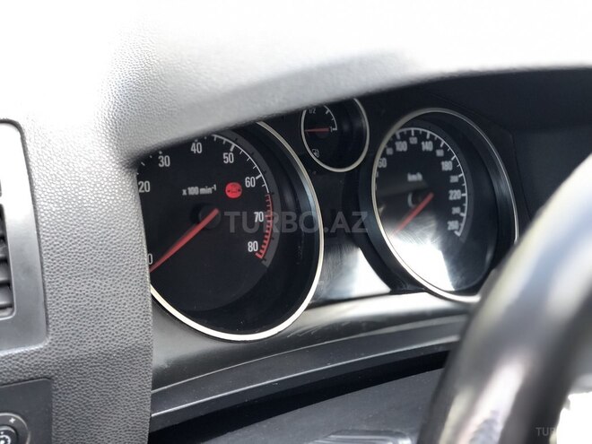 Opel Zafira 2007, 176,000 km - 2.2 l - Bakı