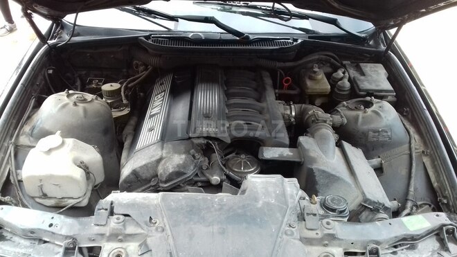 BMW 320 1993, 281,000 km - 2.0 l - Bakı