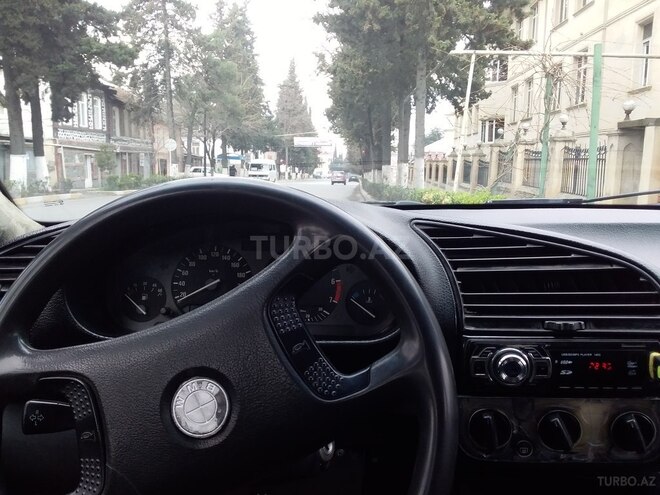 BMW 316 1991, 140,000 km - 1.6 l - Zaqatala