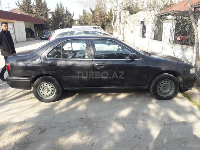 Nissan Sunny 1999, 330,000 km - 1.4 л - Kürdəmir