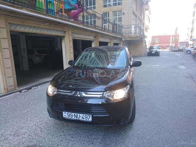Mitsubishi Outlander 2014, 101,000 km - 2.4 л - Bakı