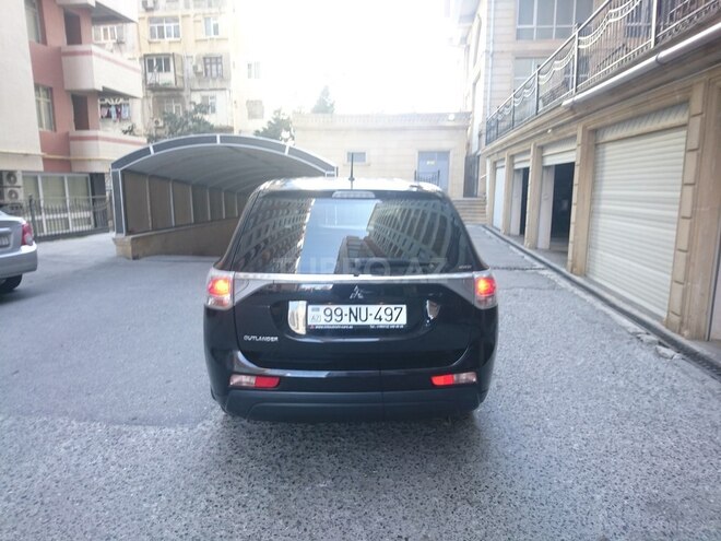 Mitsubishi Outlander 2014, 101,000 km - 2.4 л - Bakı