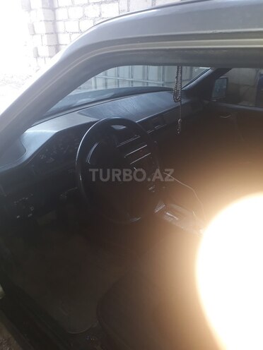 Mercedes C 220 1986, 188,000 km - 2.2 л - Gəncə