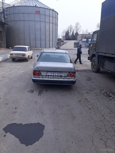 Mercedes C 220 1986, 188,000 km - 2.2 л - Gəncə