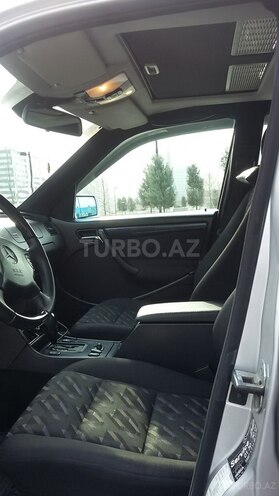 Mercedes C 180 1999, 300,000 km - 1.8 l - Bakı