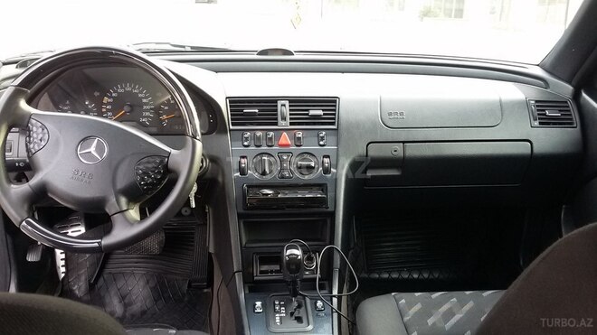 Mercedes C 180 1999, 300,000 km - 1.8 l - Bakı