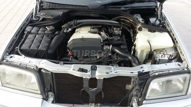 Mercedes C 180 1999, 300,000 km - 1.8 l - Bakı