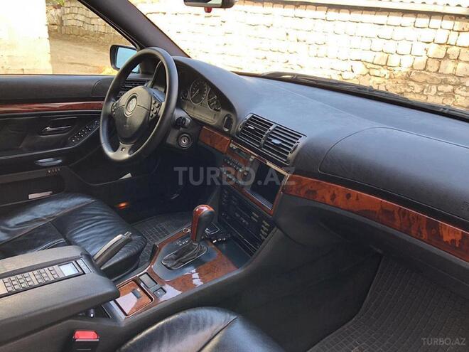 BMW 528 1999, 275,000 km - 2.8 l - Bakı