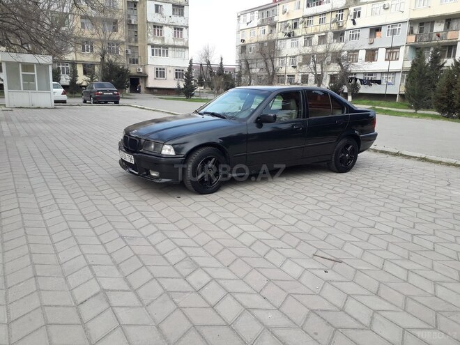BMW 316 1993, 290,358 km - 1.6 l - Sumqayıt