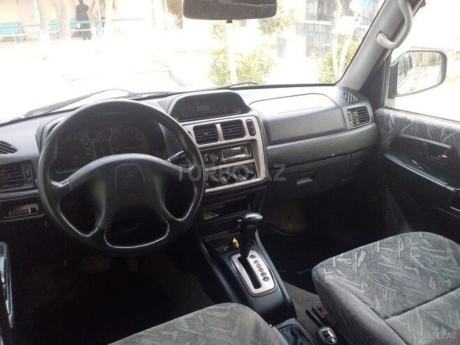 Mitsubishi Pajero io 1999, 240,568 km - 1.8 л - Sumqayıt