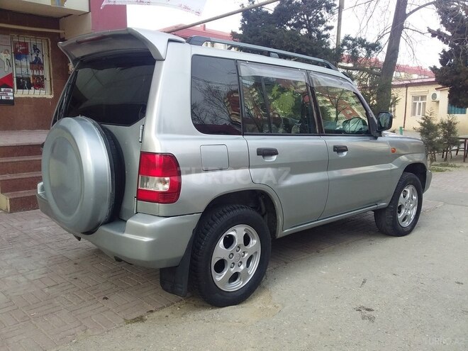 Mitsubishi Pajero io 1999, 240,568 km - 1.8 л - Sumqayıt