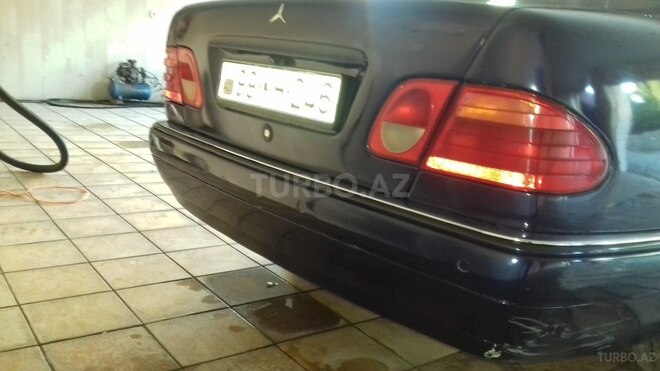 Mercedes E 230 1997, 650,000 km - 8.0 l - Bakı