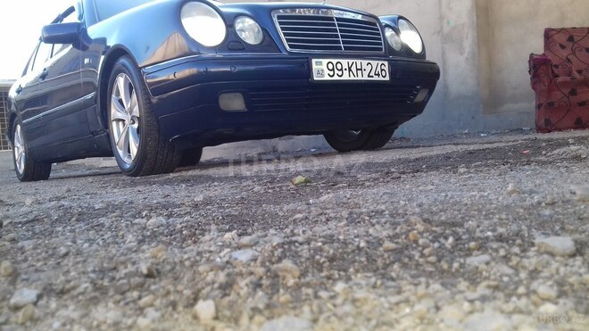 Mercedes E 230 1997, 650,000 km - 8.0 l - Bakı