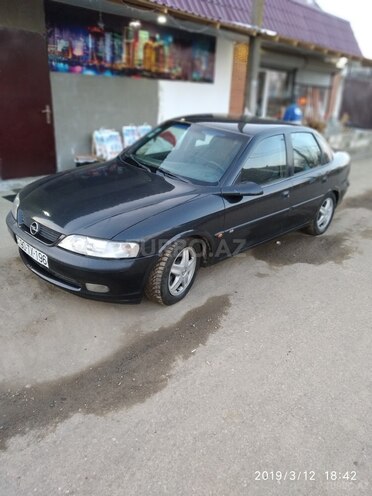 Opel Vectra 1998, 204,000 km - 2.0 l - Lənkəran