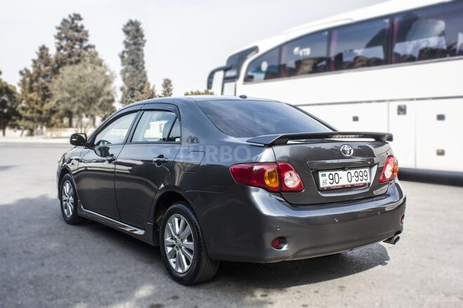 Toyota Corolla 2010, 170,000 km - 1.8 l - Bakı