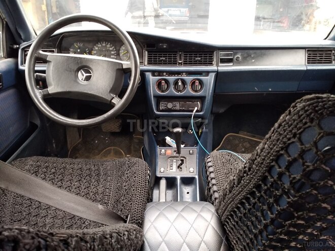 Mercedes 190 1991, 230,000 km - 2.0 л - Sumqayıt
