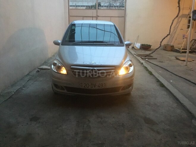 Mercedes B 200 2006, 243,856 km - 2.0 l - Gəncə