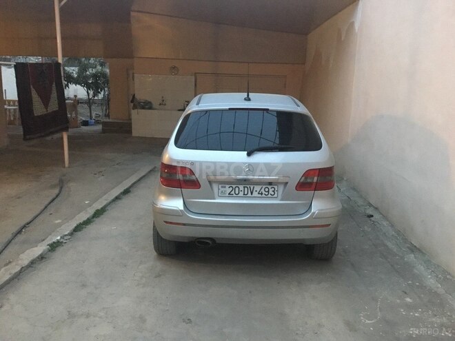 Mercedes B 200 2006, 243,856 km - 2.0 l - Gəncə