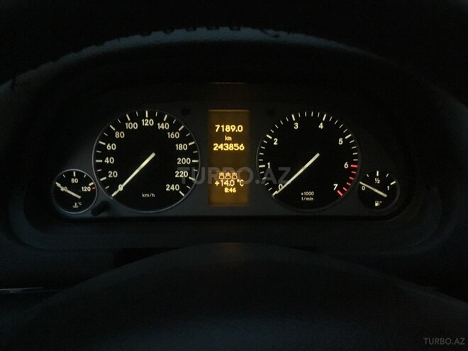 Mercedes B 200 2006, 243,856 km - 2.0 l - Gəncə