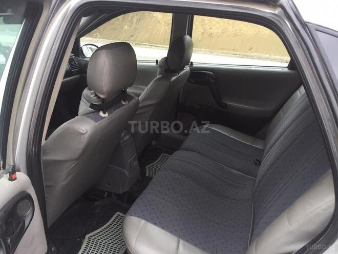 Opel Vectra 1996, 256,000 km - 2.0 l - Quba