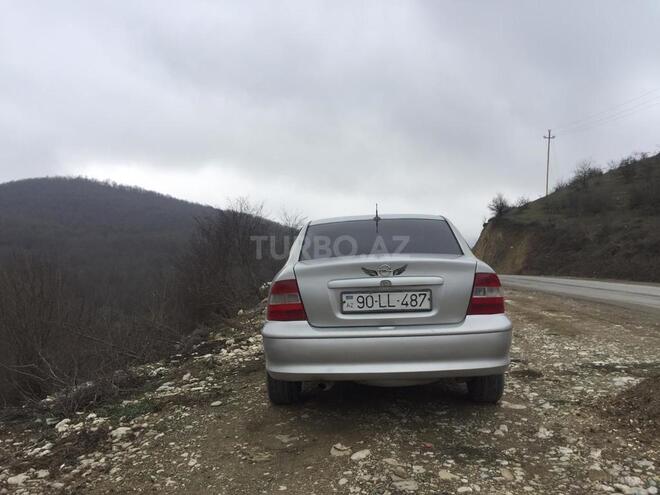 Opel Vectra 1996, 256,000 km - 2.0 l - Quba
