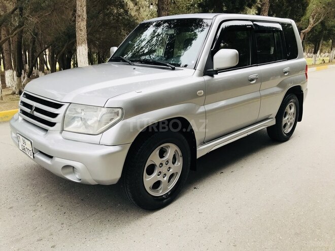 Mitsubishi Pajero io 2003, 162,000 km - 2.0 l - Sumqayıt